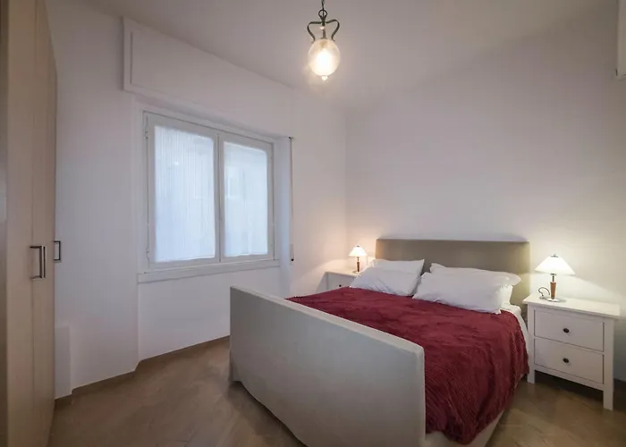 E Gaslini Apartment *